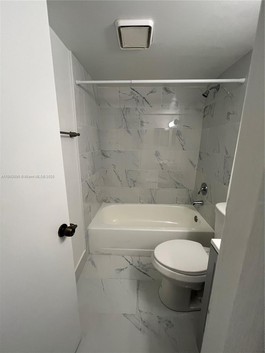 HIGHLANDS AT KENDALL LKS - Residential