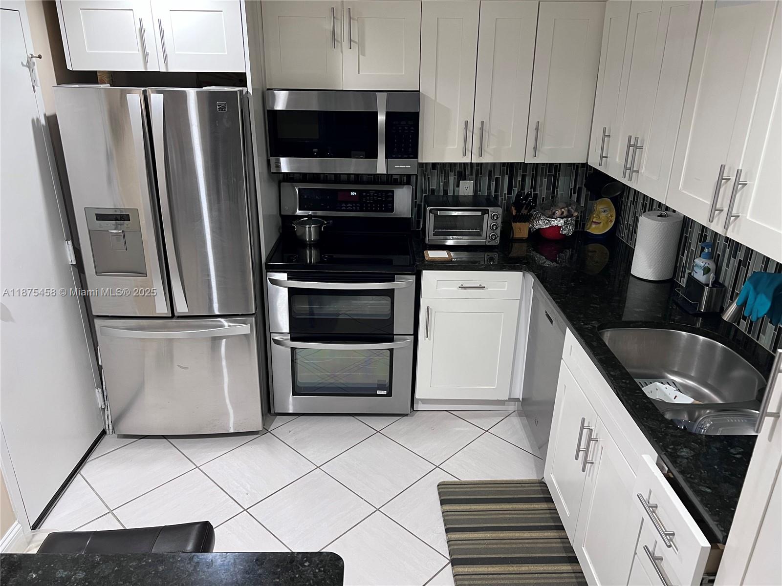 PLANTATION PLACE CONDO - Residential