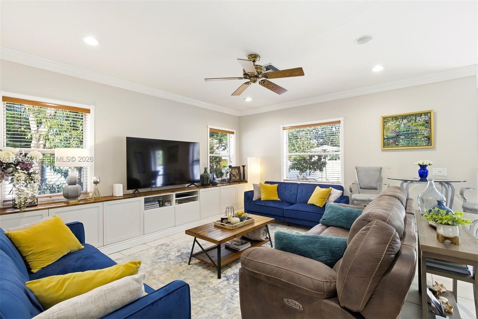 COUNTRYS POINT - Residential