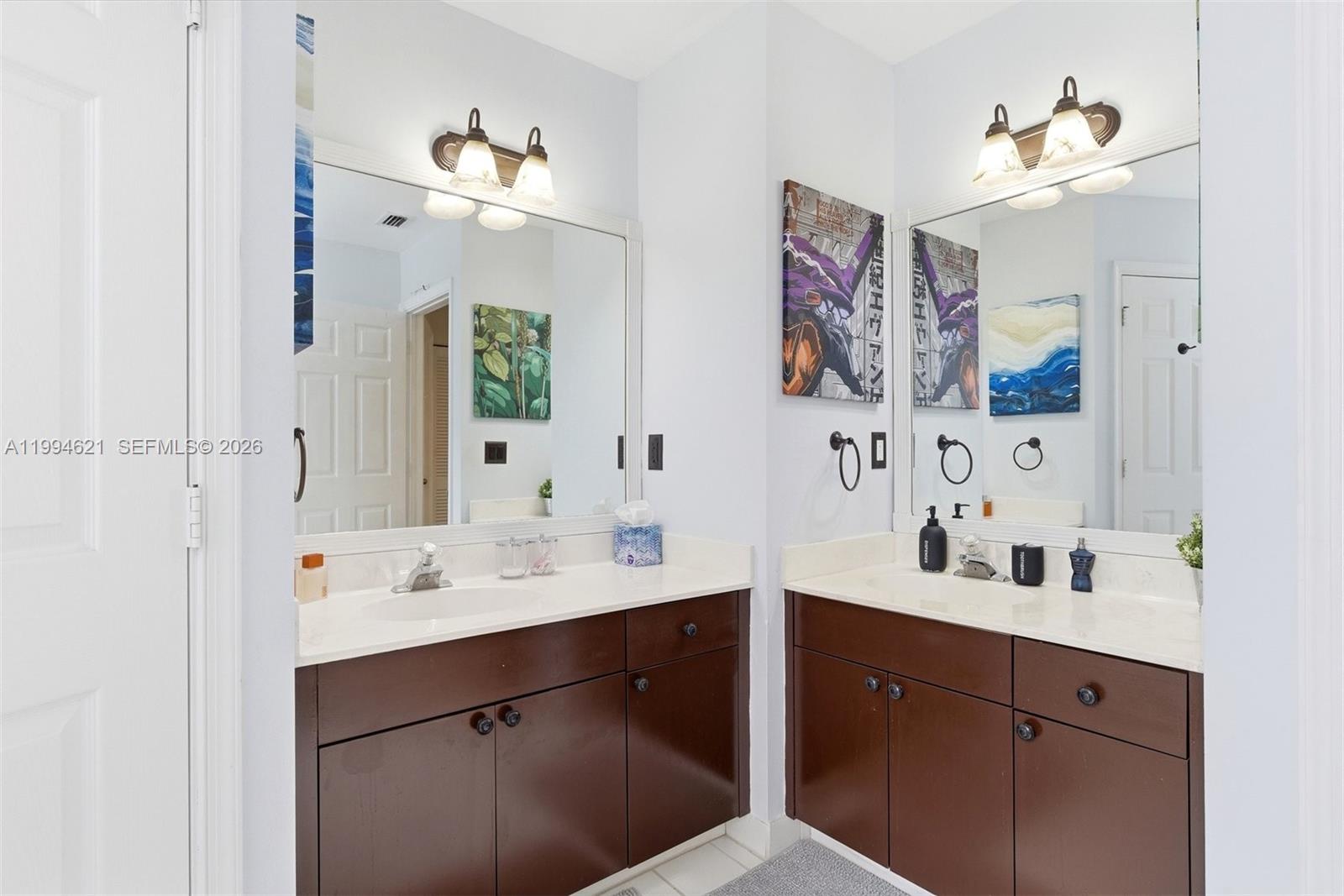 COUNTRYS POINT - Residential