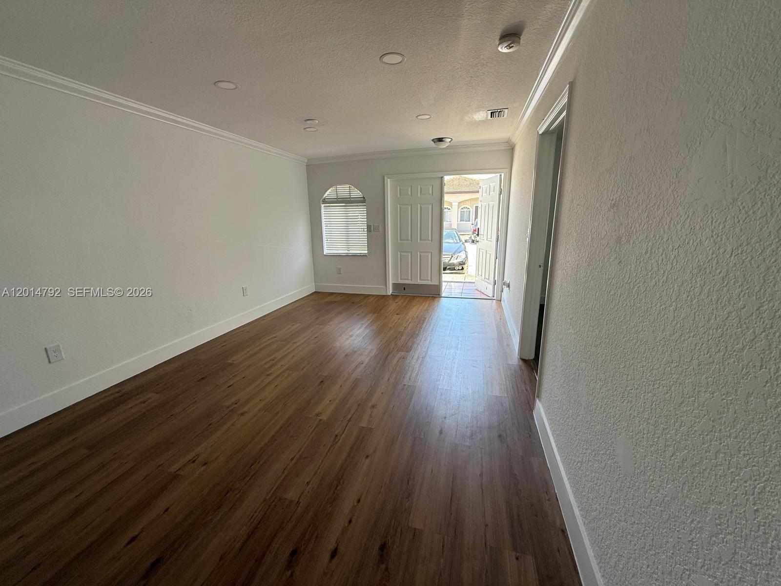 IBIS VILLA AT MIAMI GARDE - Residential Lease
