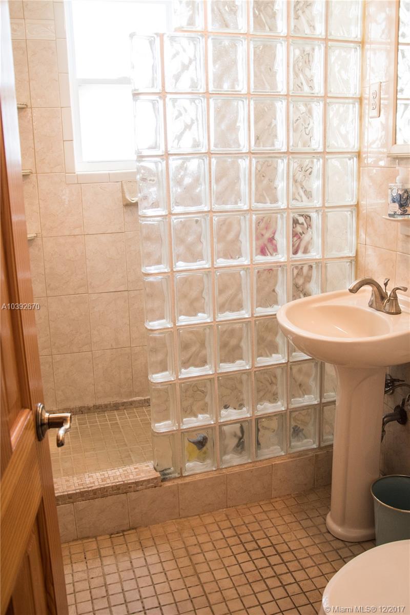 Key Largo Beach - Residential