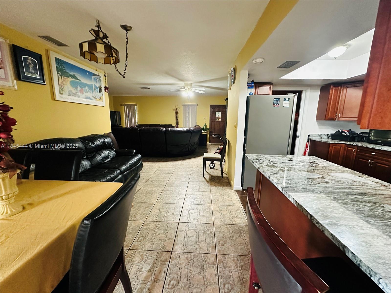 100 NE 26th St, Pompano Beach, FL, 33064/$430,000 4 100 NE 26th St