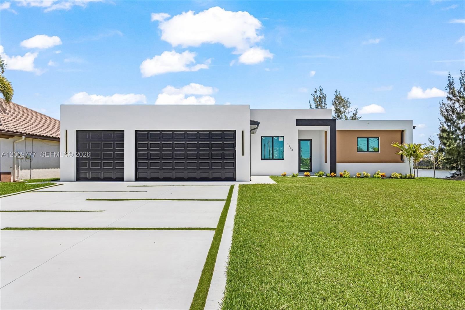 CAPE CORAL  LEE COUNTY - Residential