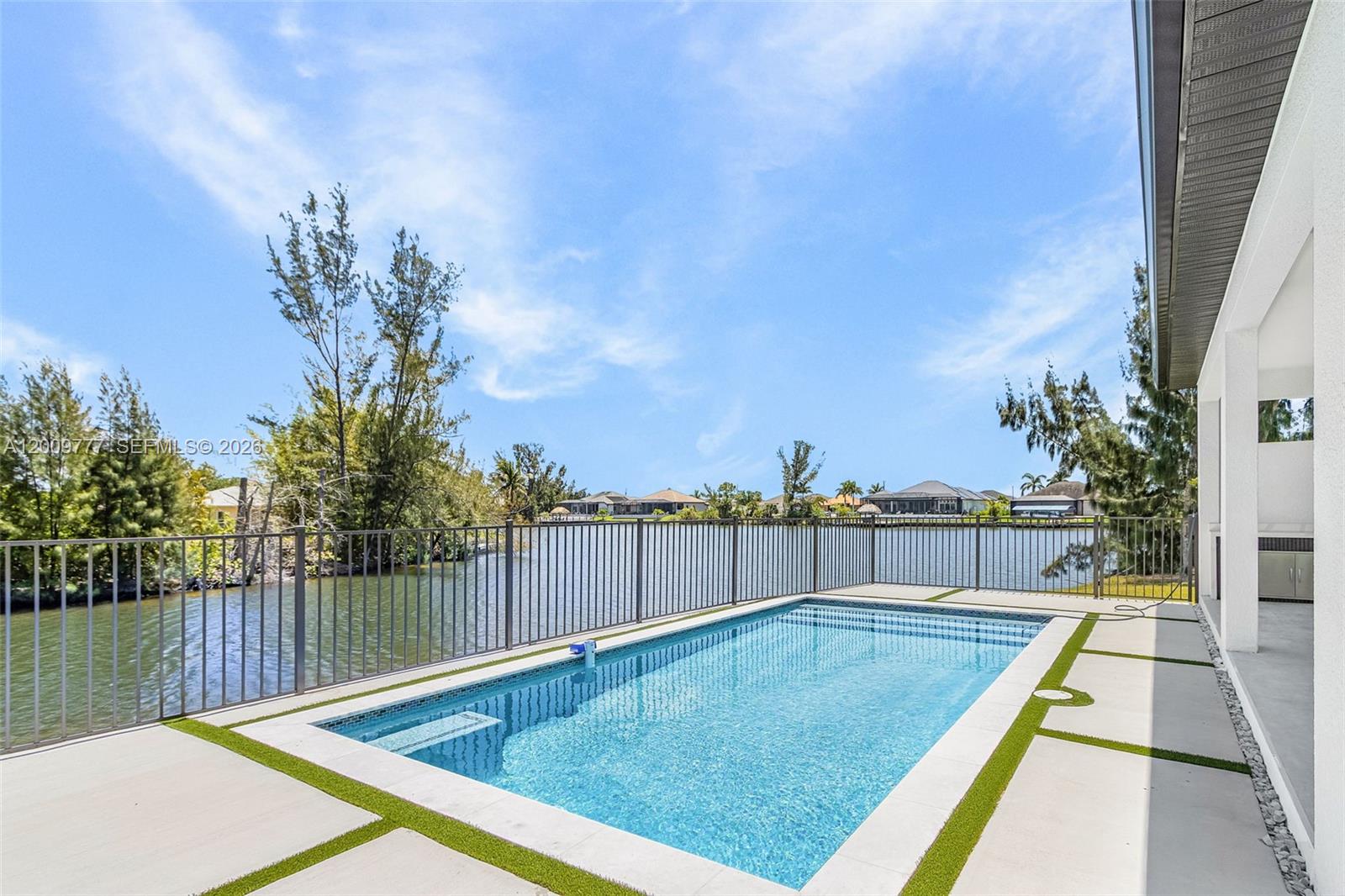 CAPE CORAL  LEE COUNTY - Residential