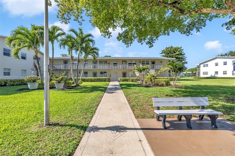 Tiny photo for 494 W Tilford W #494, Deerfield Beach, FL 33442 (MLS # A12007759)