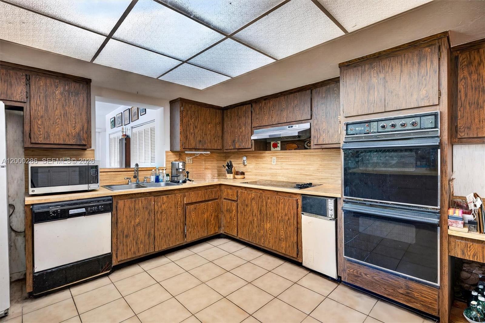 MERION PARK MANOR 2ND ADD - Residential