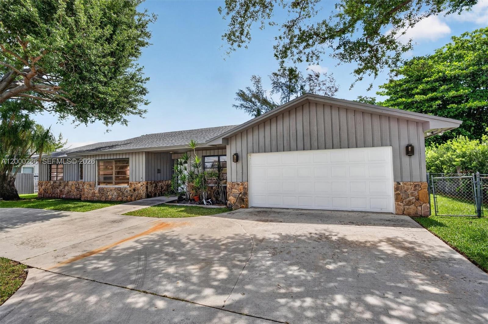 MERION PARK MANOR 2ND ADD - Residential