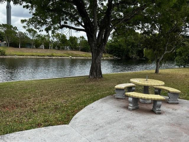 Property for Sale at 7206 Nw 89th Ave, Tamarac, Broward County, Florida - Bedrooms: 2 
Bathrooms: 2  - $400,000