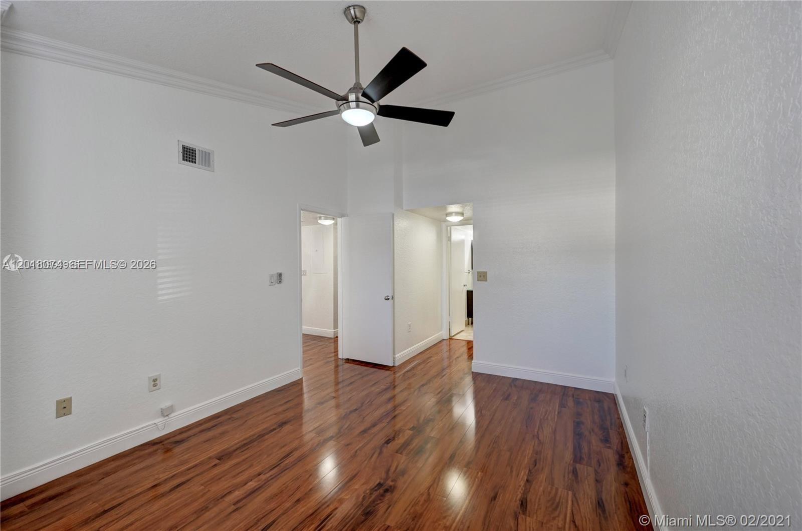LAKEVIEW CLUB CONDO - Residential
