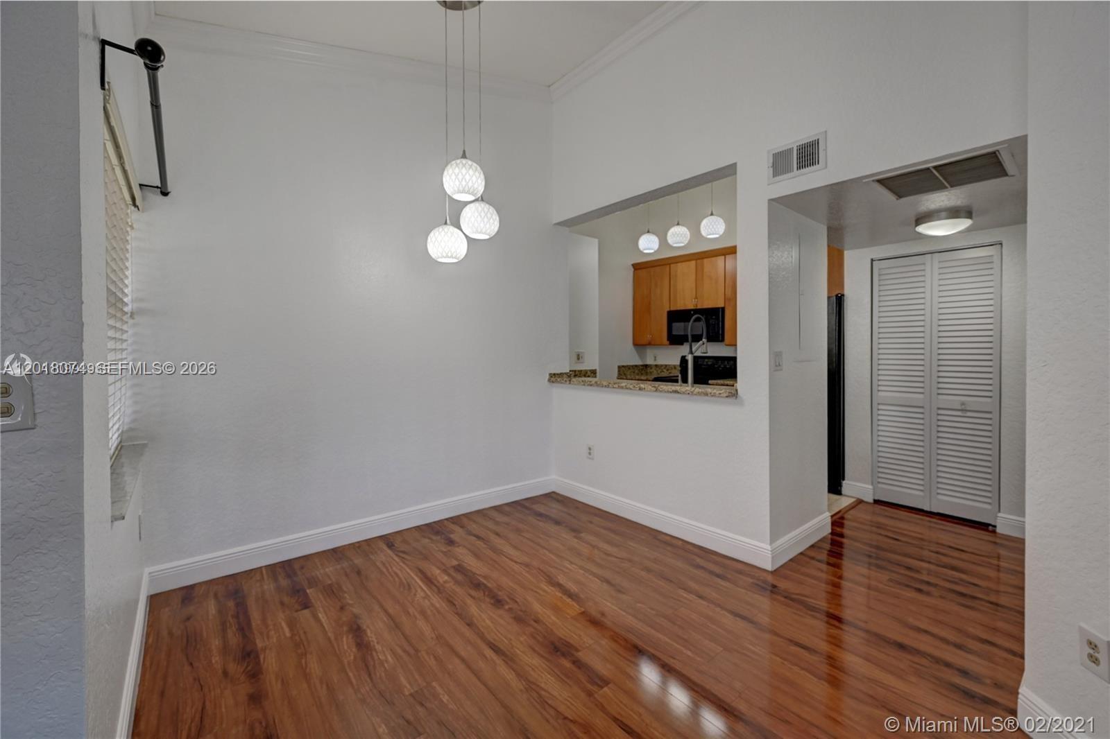 LAKEVIEW CLUB CONDO - Residential
