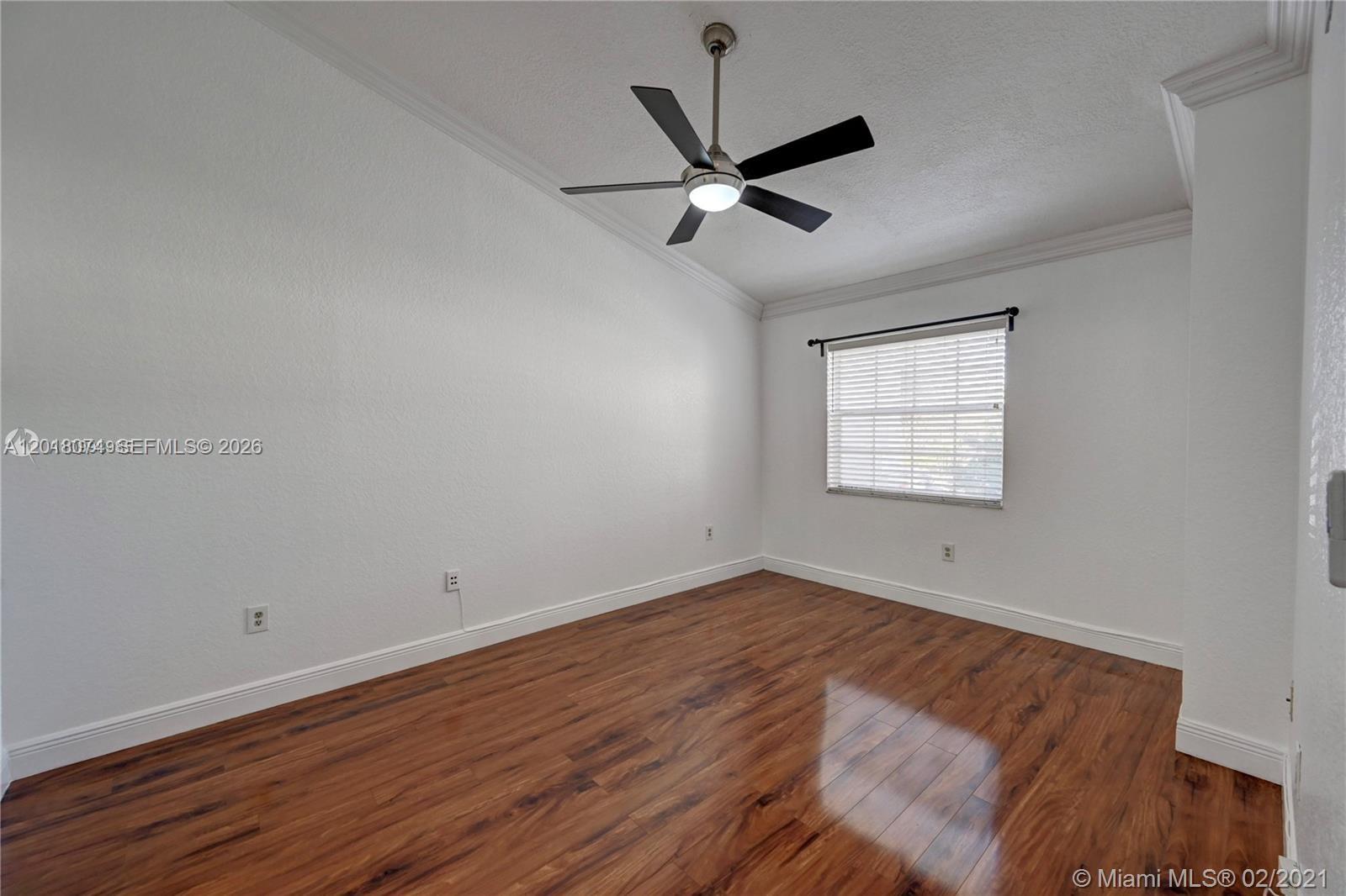 LAKEVIEW CLUB CONDO - Residential