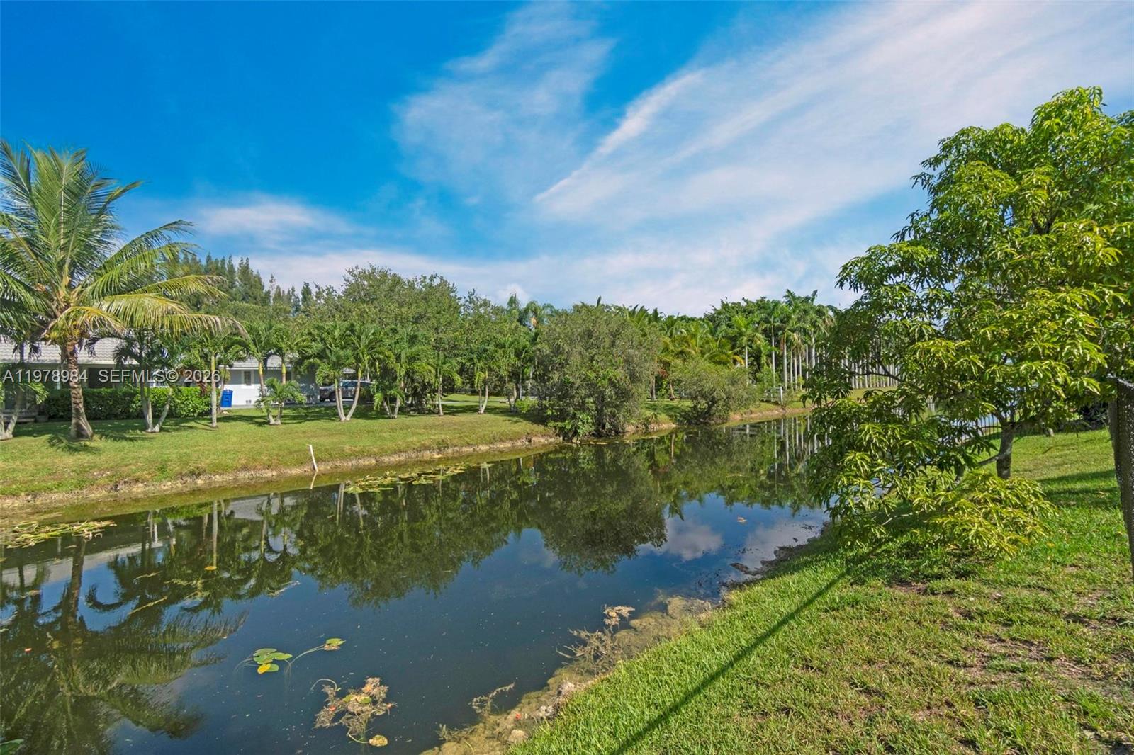 HAWKES BLUFF - Residential Lease