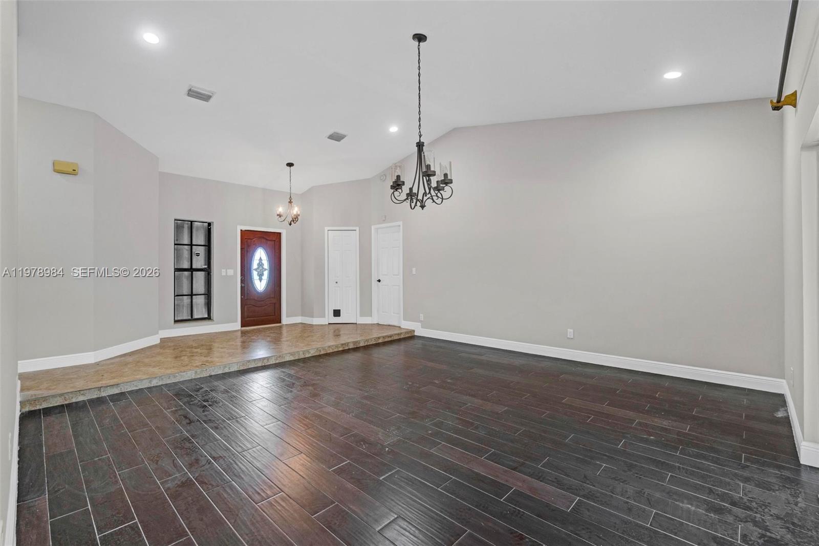 HAWKES BLUFF - Residential Lease