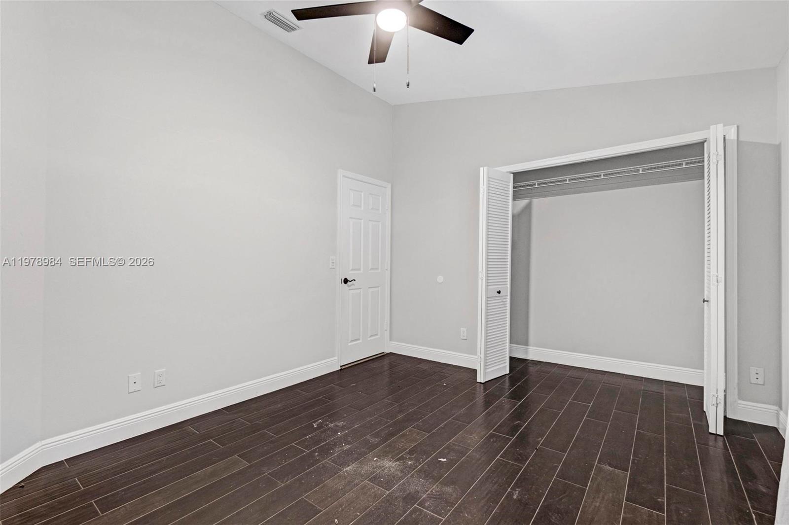 HAWKES BLUFF - Residential Lease