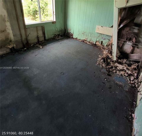 Tiny photo for 820 Curtiss Dr, Opa Locka, FL 33054 (MLS # A12026560)