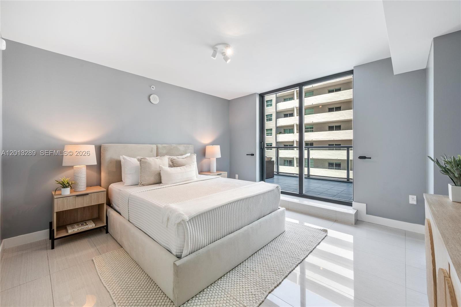 THE AXIS ON BRICKELL II C - Residential