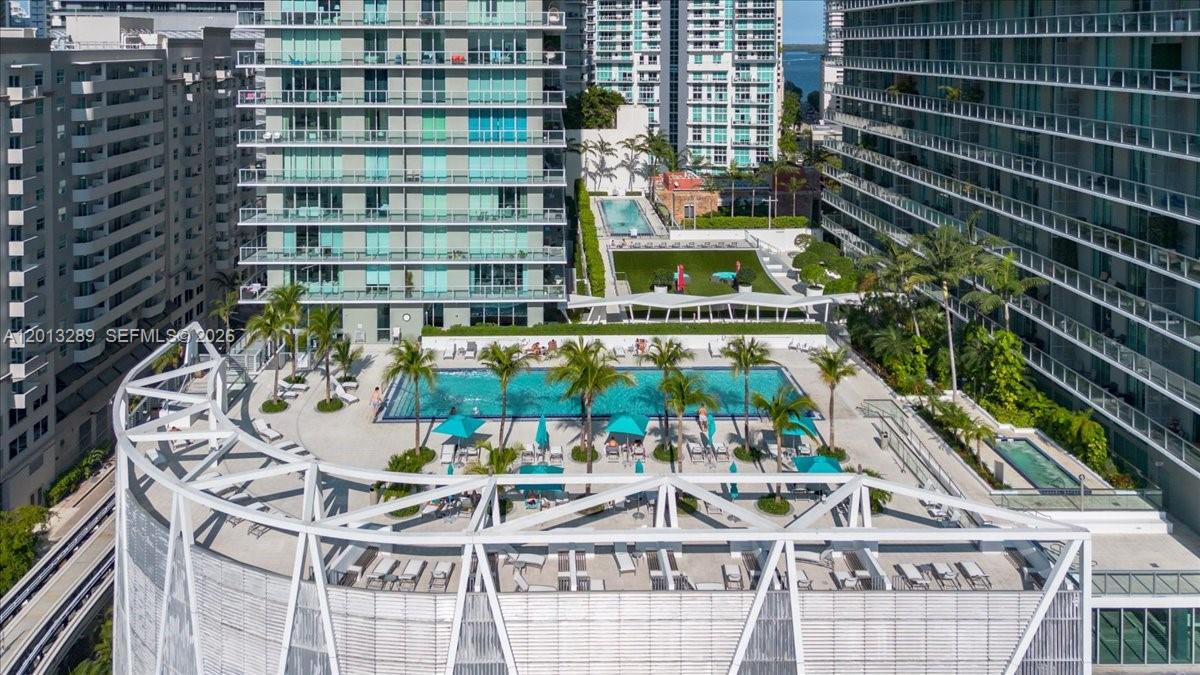 THE AXIS ON BRICKELL II C - Residential
