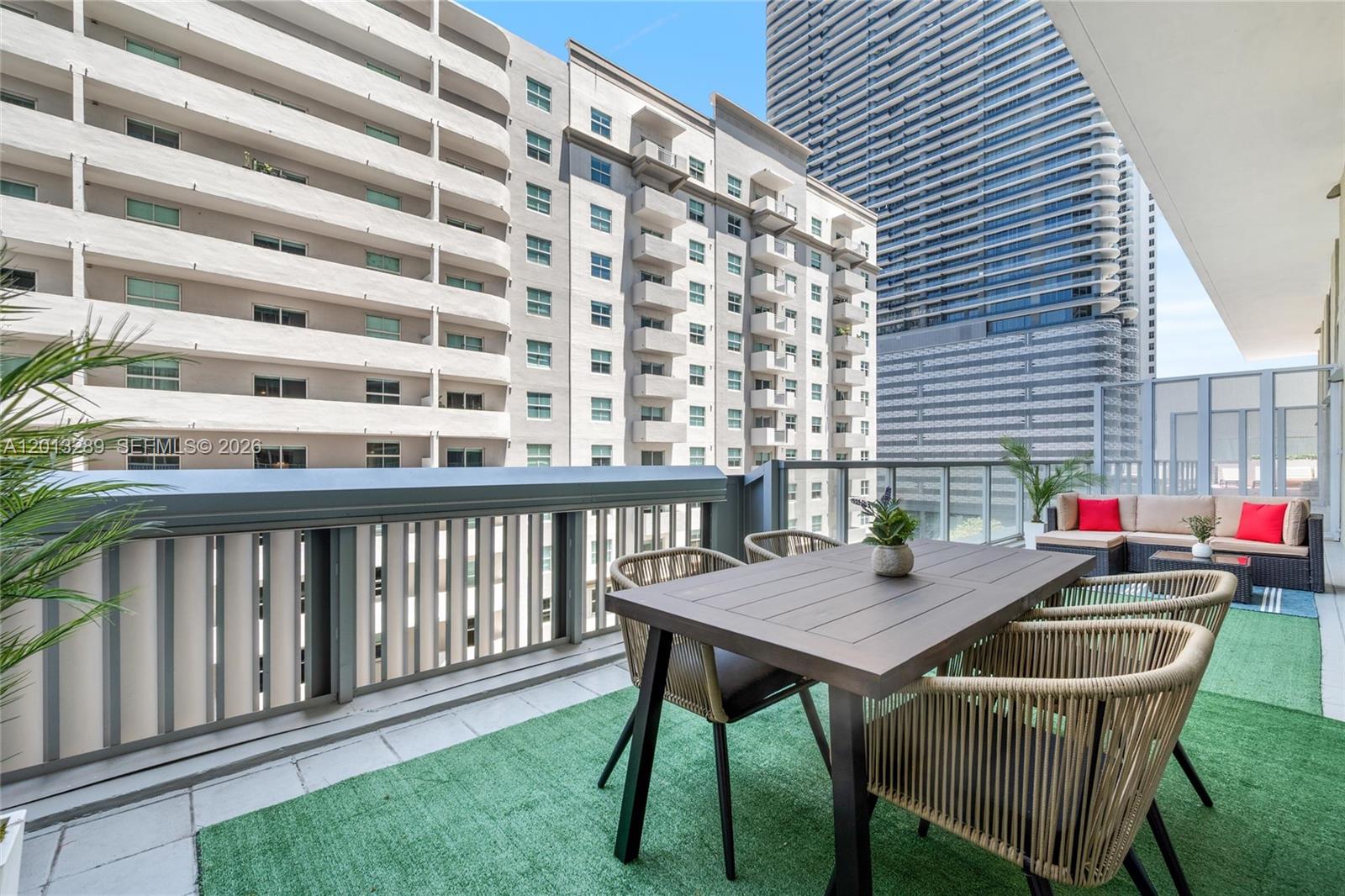 THE AXIS ON BRICKELL II C - Residential
