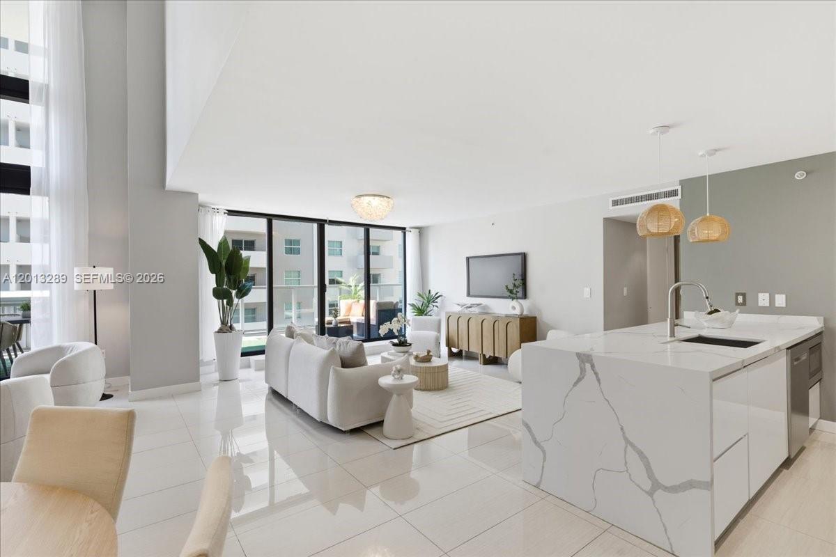 THE AXIS ON BRICKELL II C - Residential