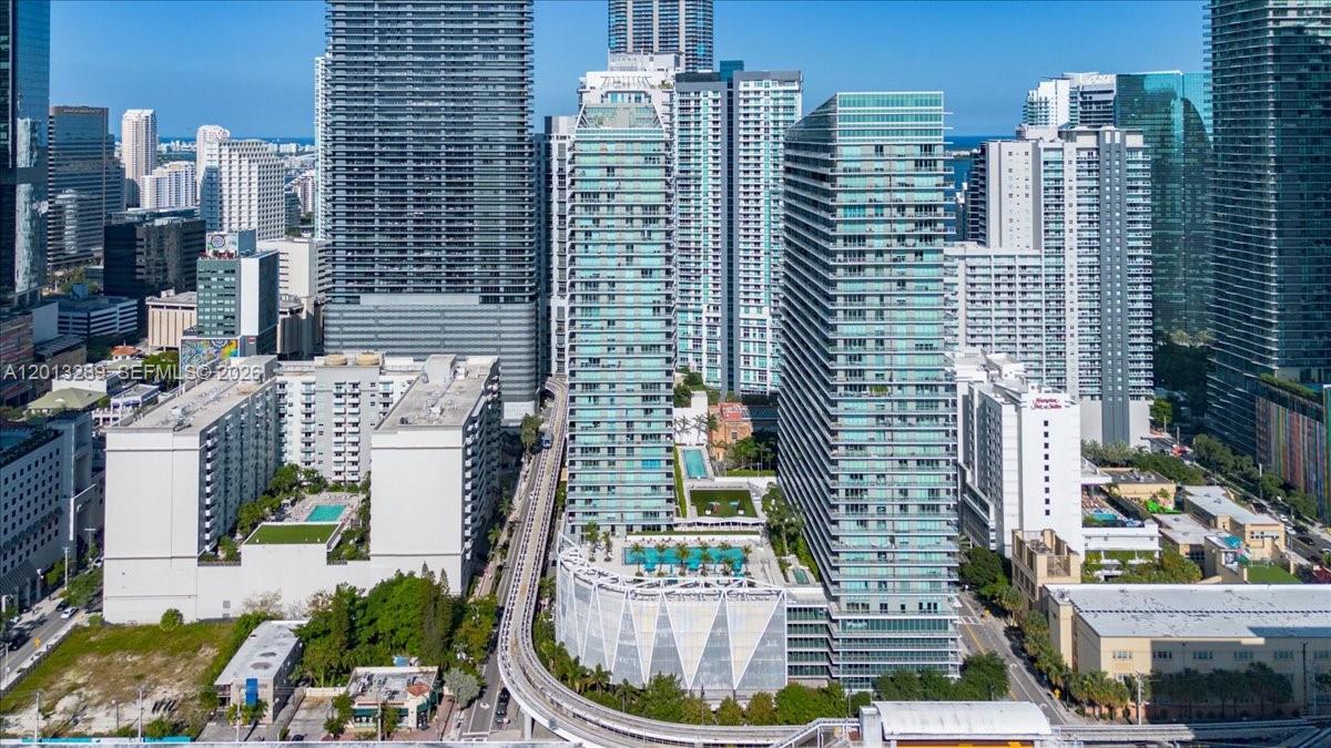 THE AXIS ON BRICKELL II C - Residential
