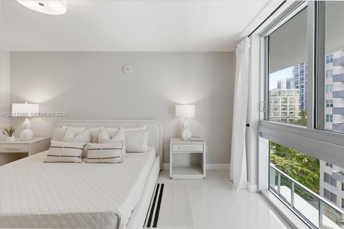 THE AXIS ON BRICKELL II C - Residential