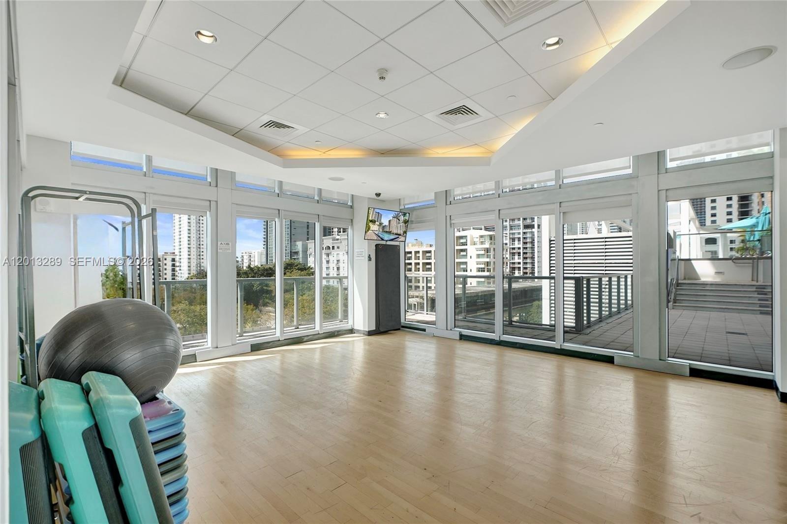 THE AXIS ON BRICKELL II C - Residential