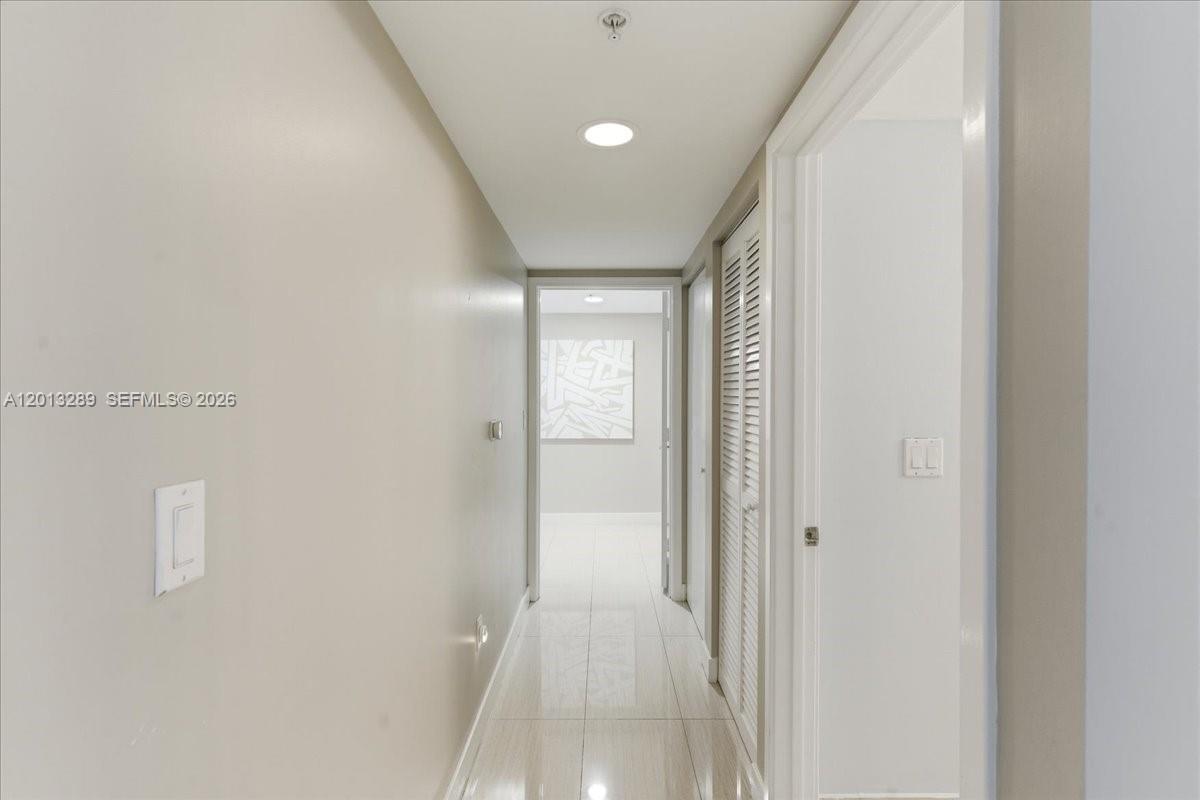 THE AXIS ON BRICKELL II C - Residential