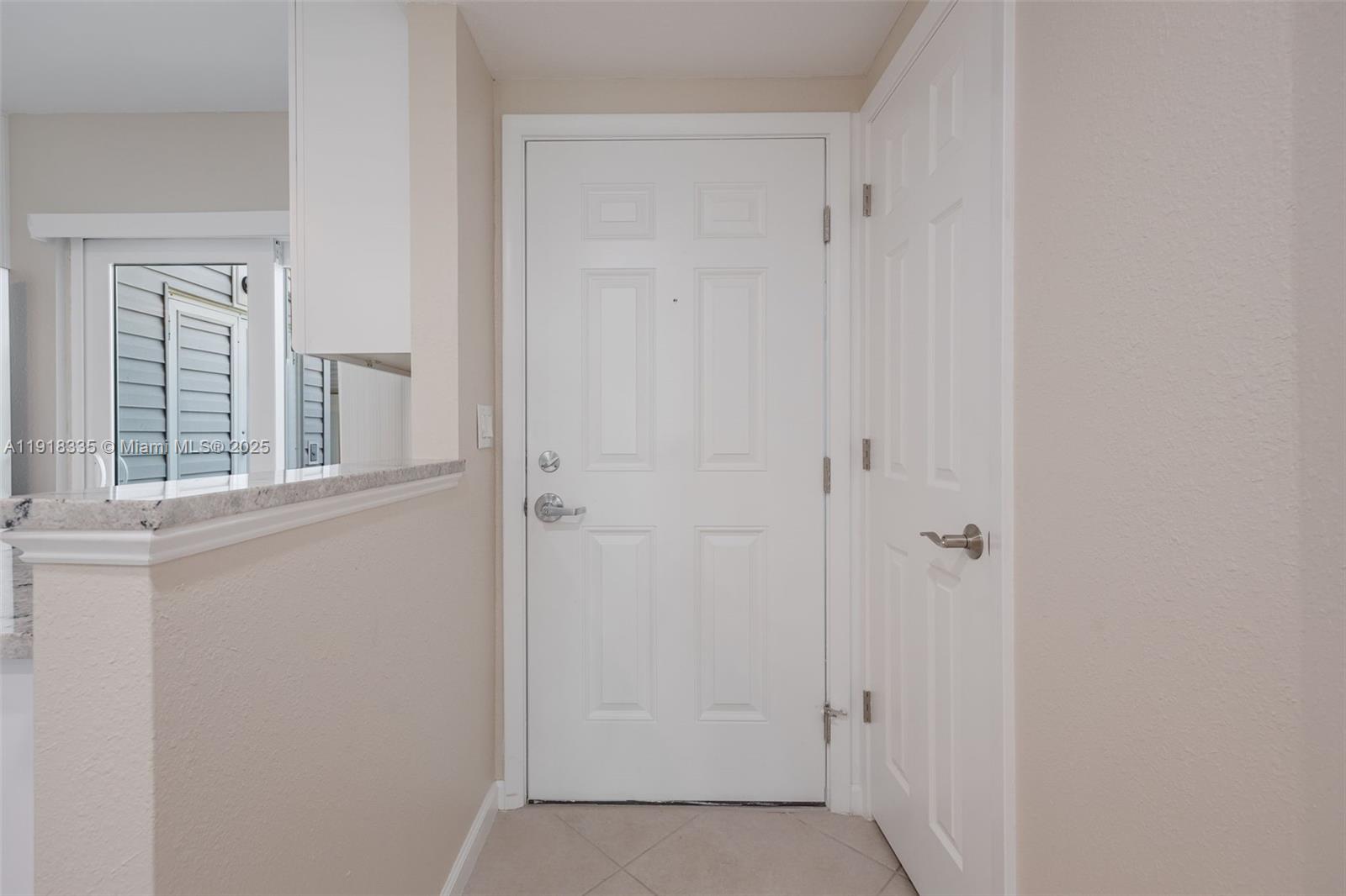 BOARDWALK CAPER - Residential