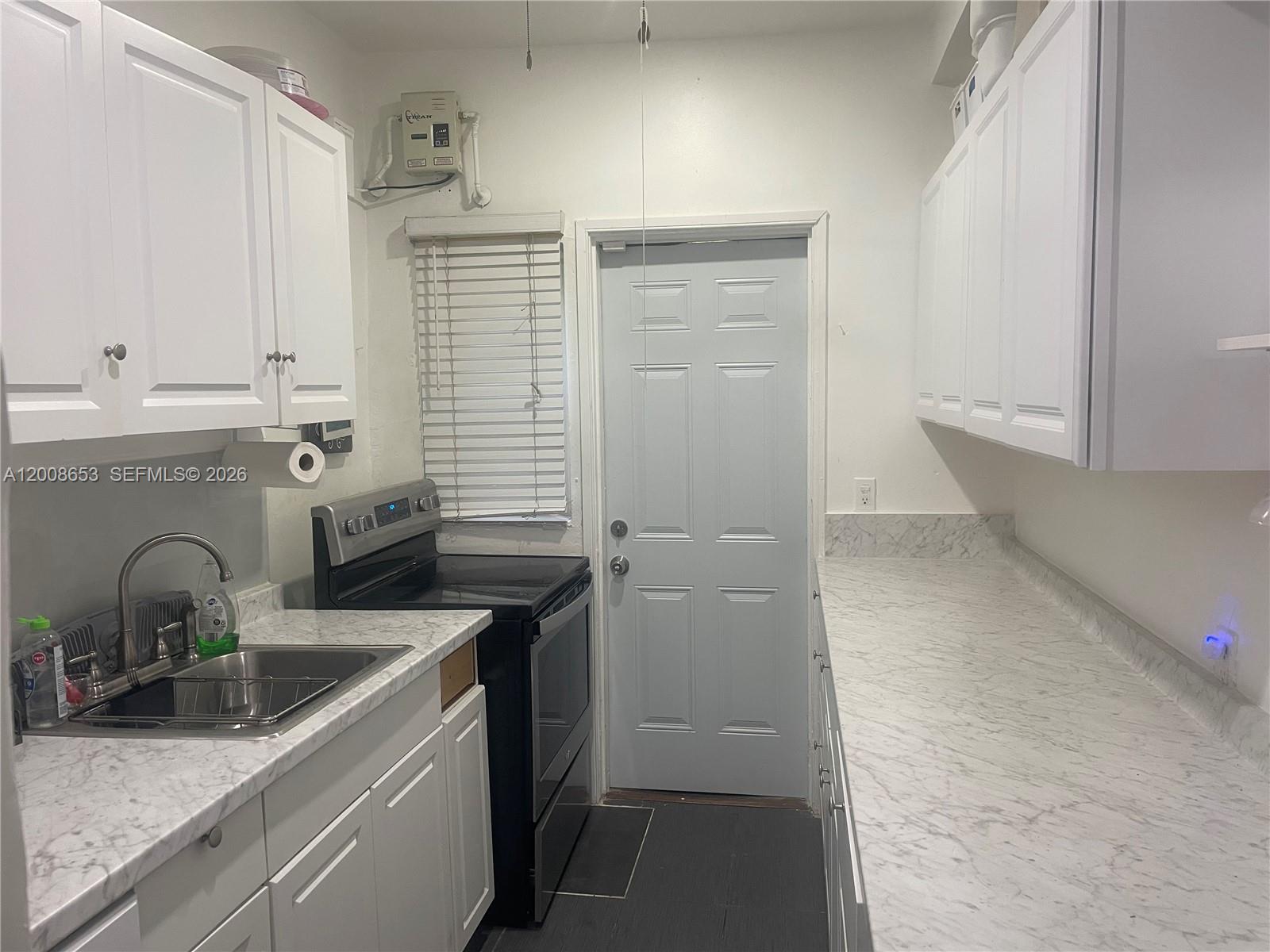 MIAMI HIGHLANDS SEC A - Residential Lease