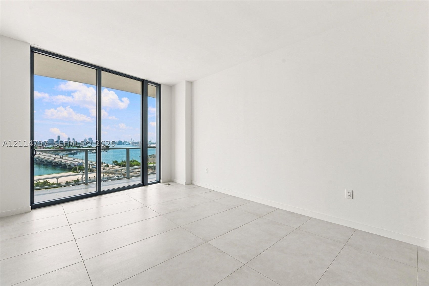 1400 Biscayne Blvd 1605