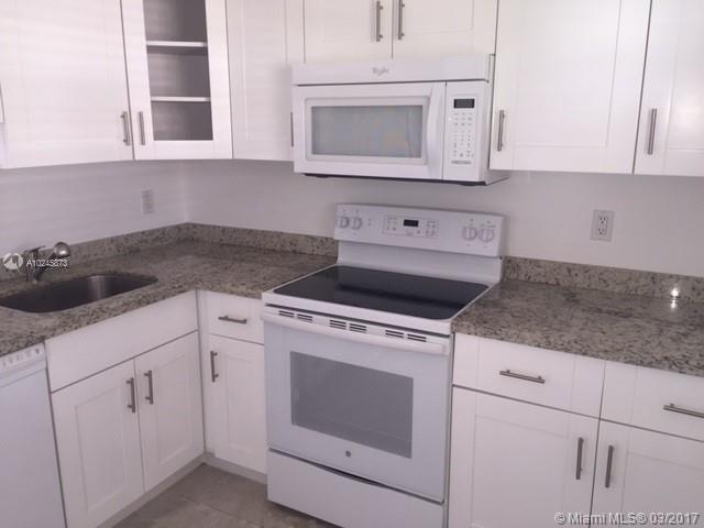 Village Kings Crk Condo - Residential Lease