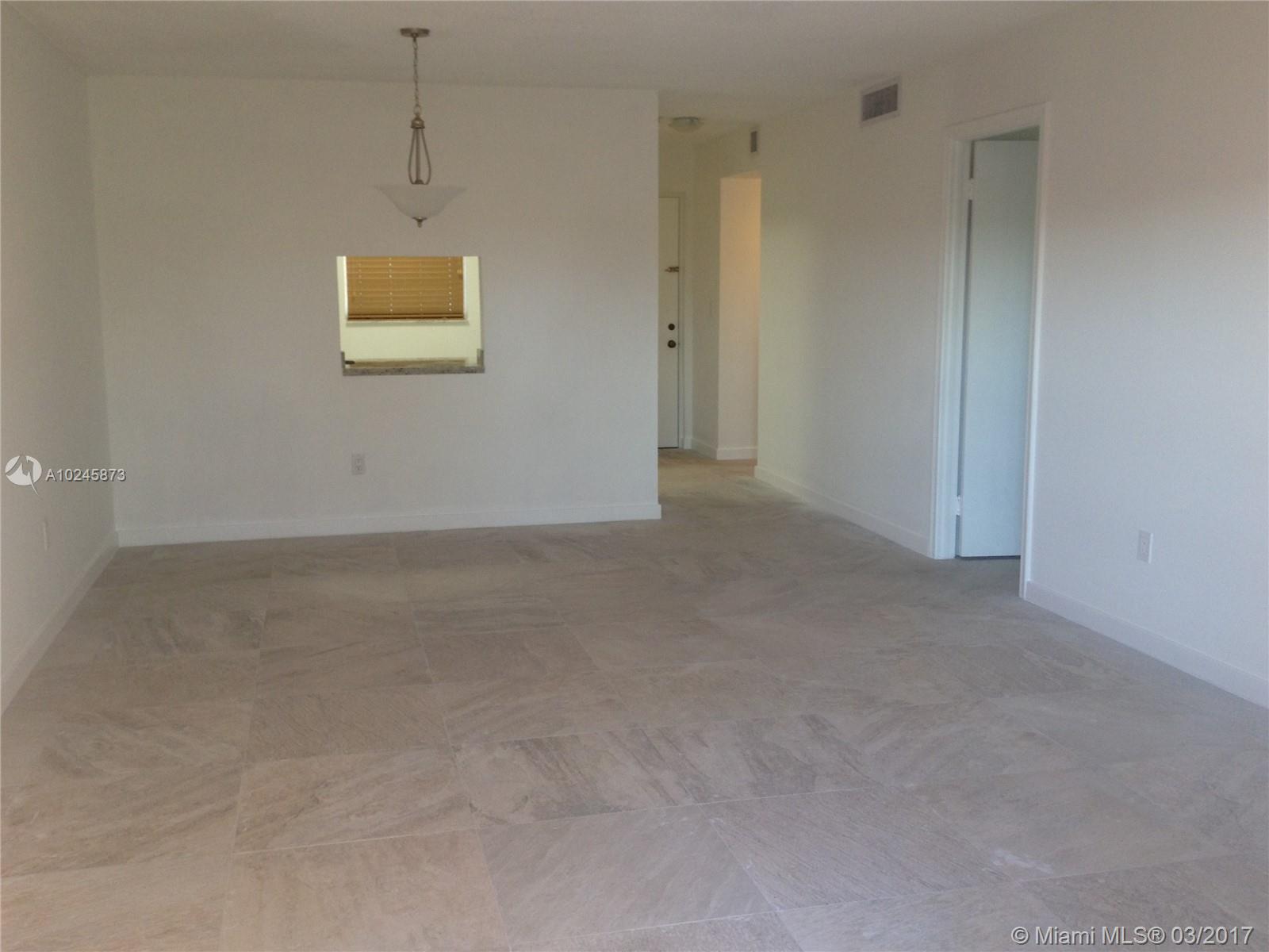 Village Kings Crk Condo - Residential Lease