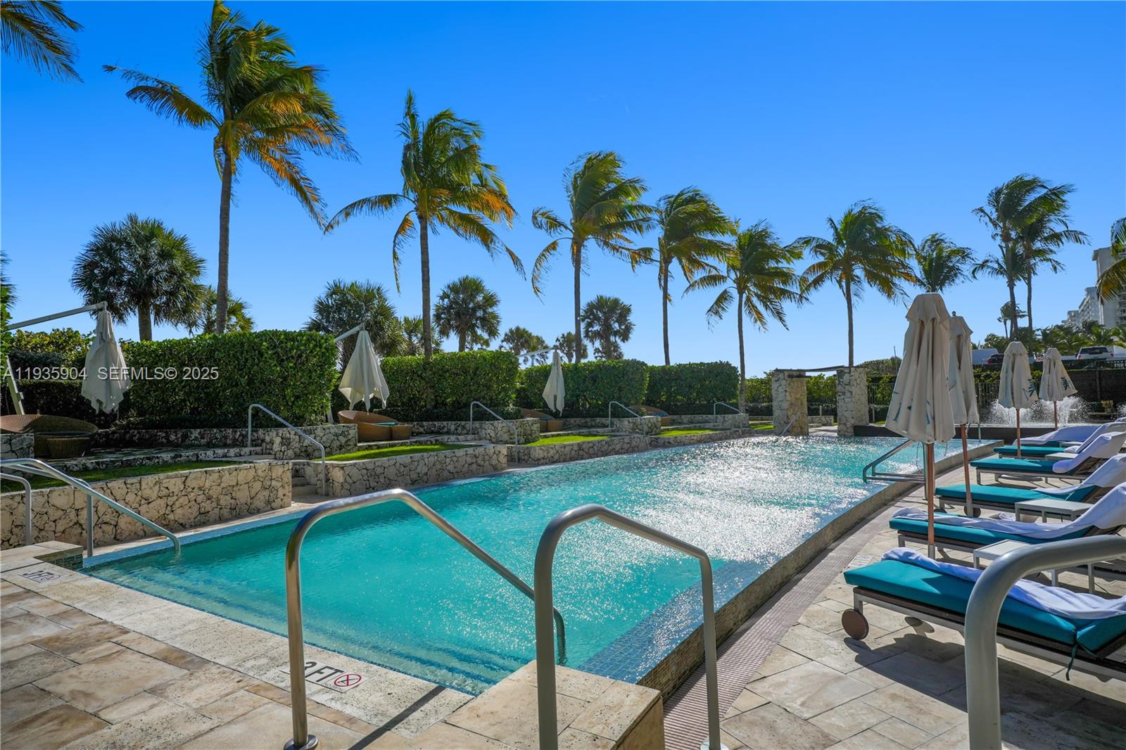 MEI CONDO - Residential