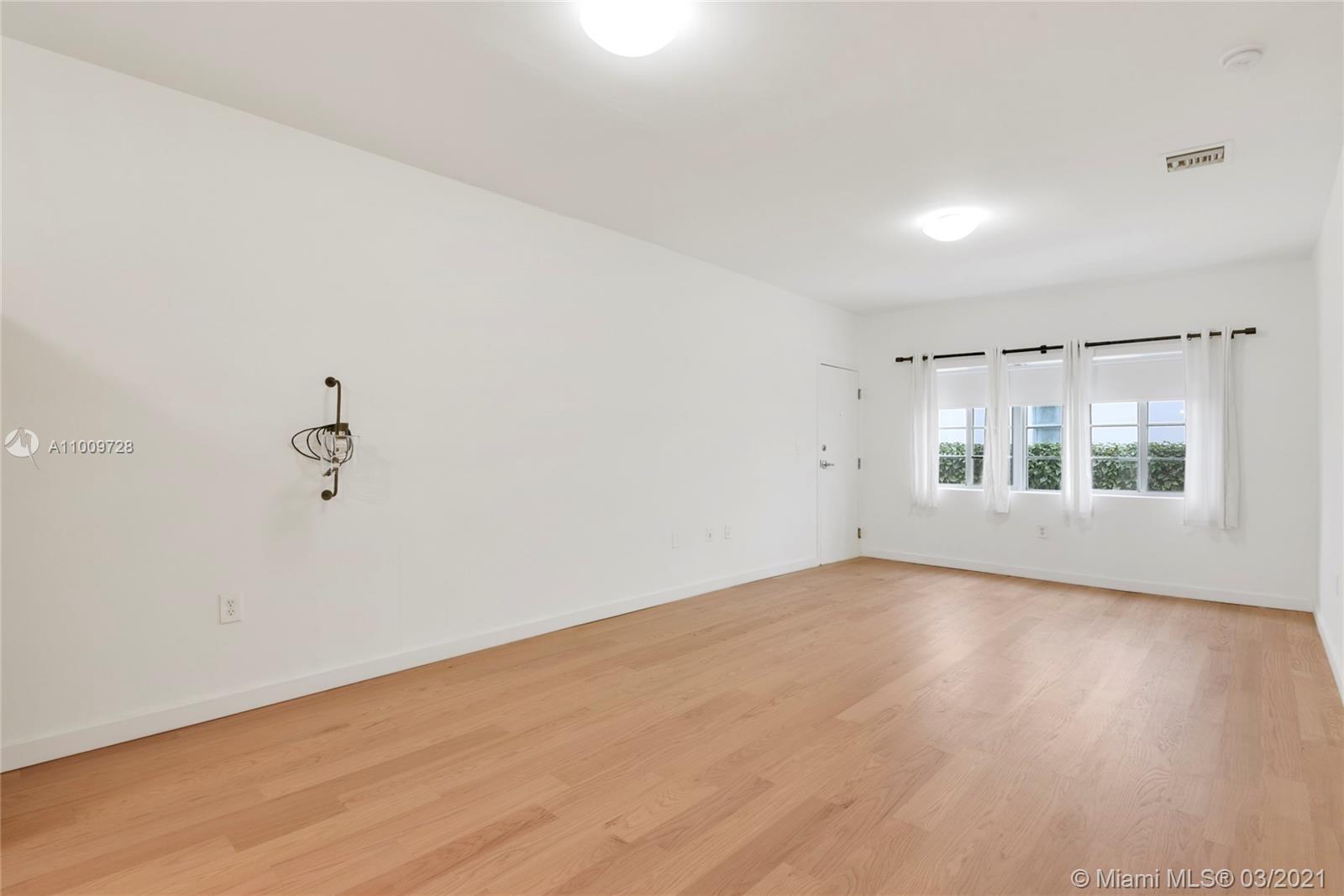 LINCOLN SUB - Residential Lease