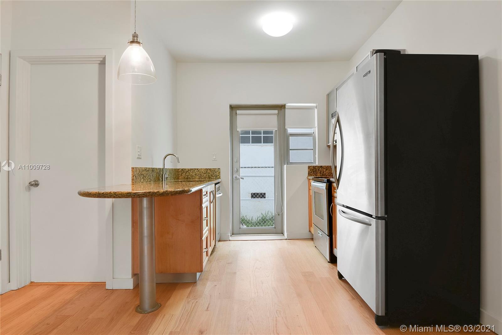 LINCOLN SUB - Residential Lease