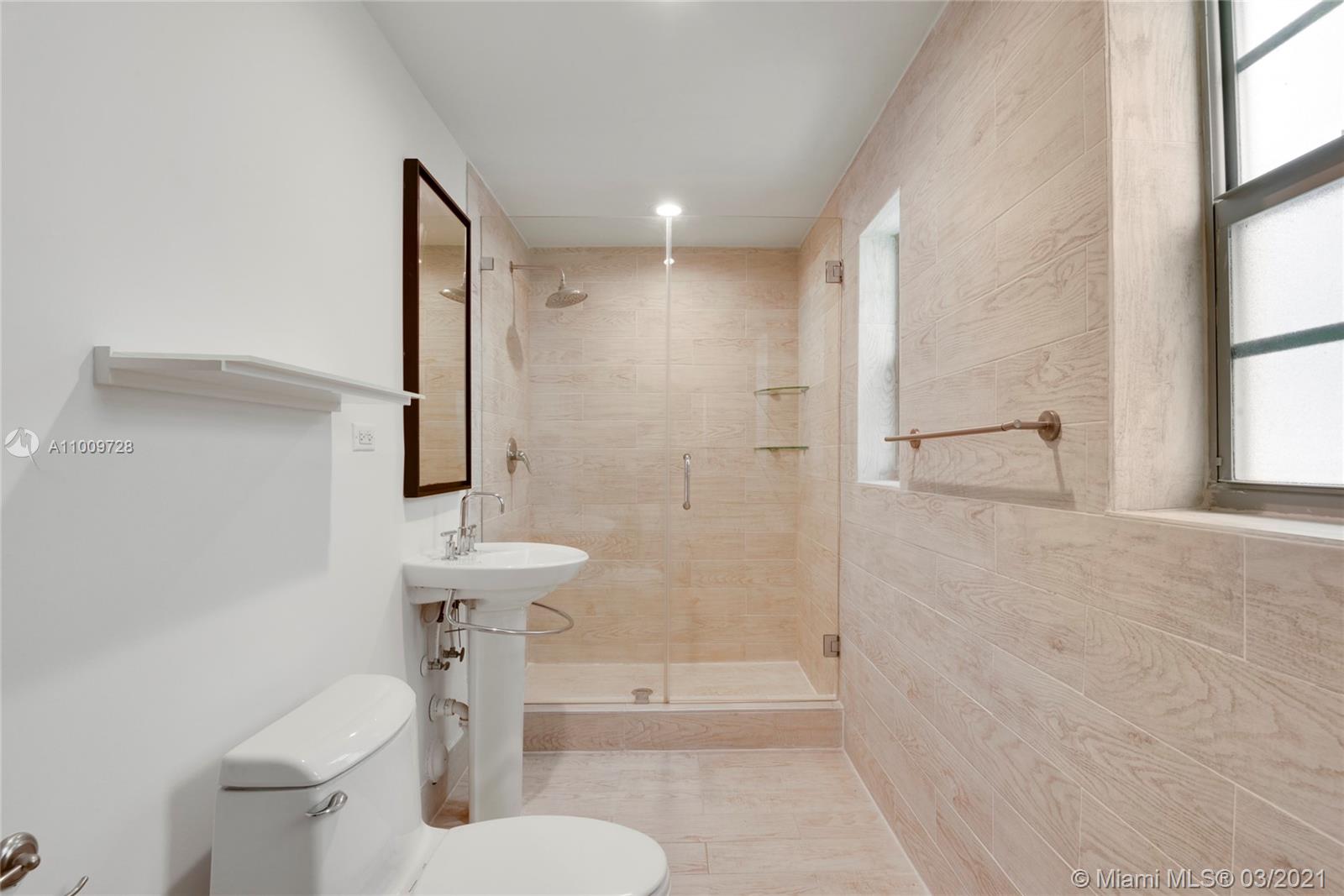 LINCOLN SUB - Residential Lease