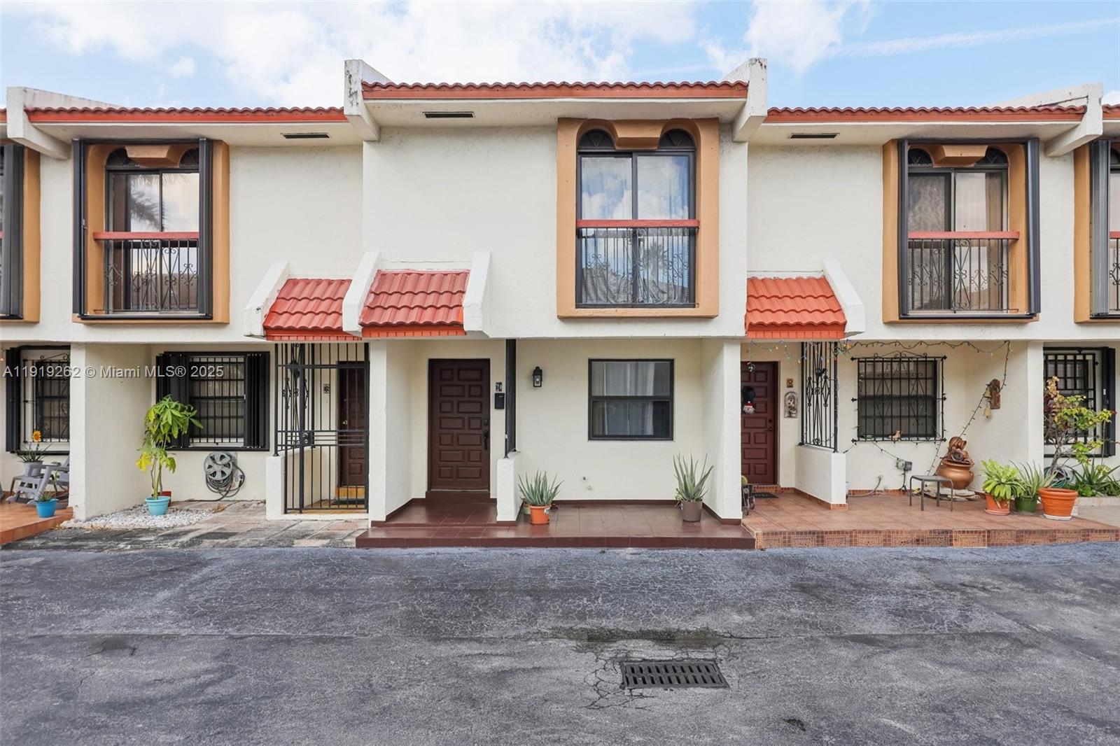 TOLEDO VILLAS CONDO - Residential