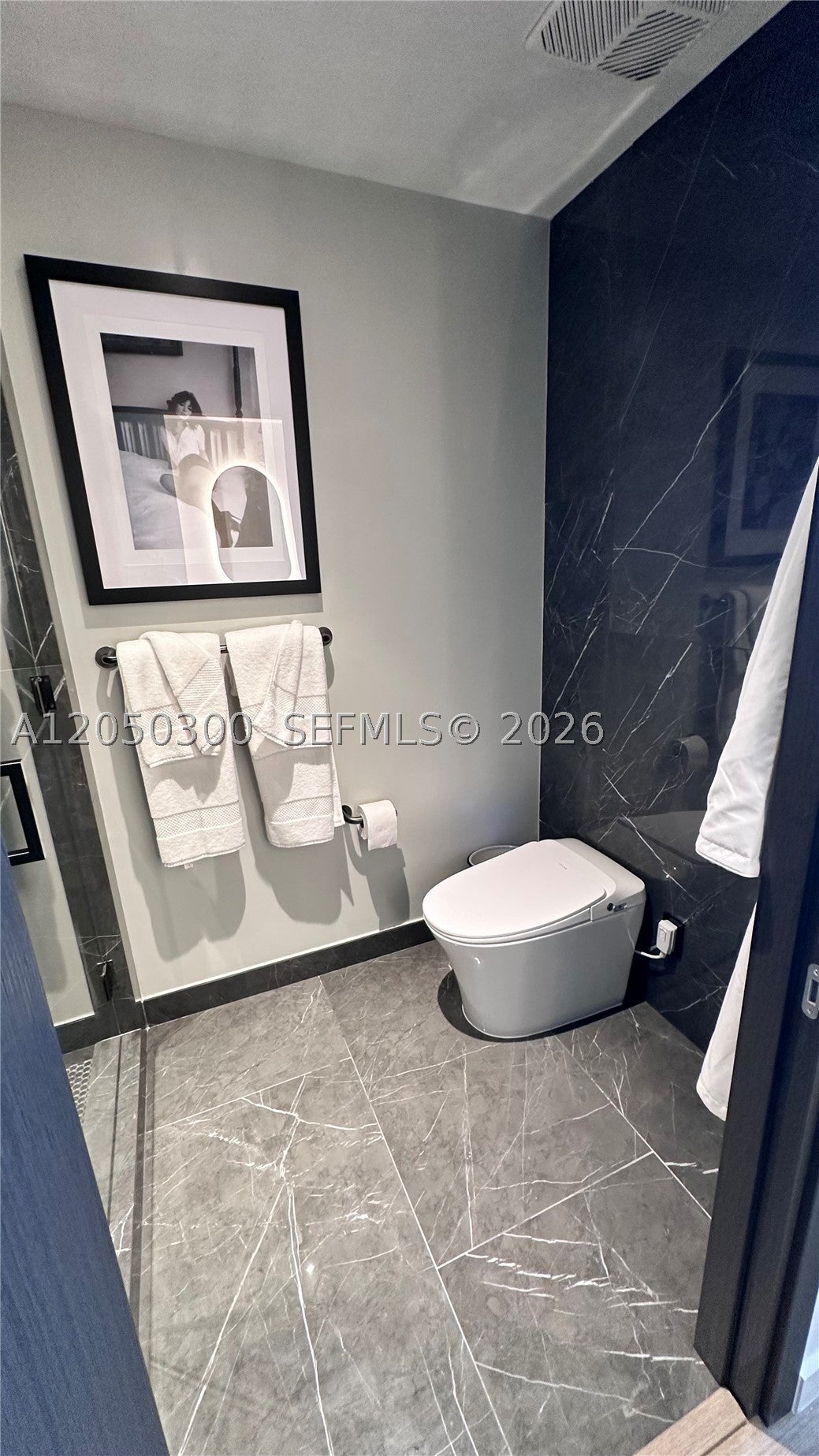 20 NE 11 Street 2212A