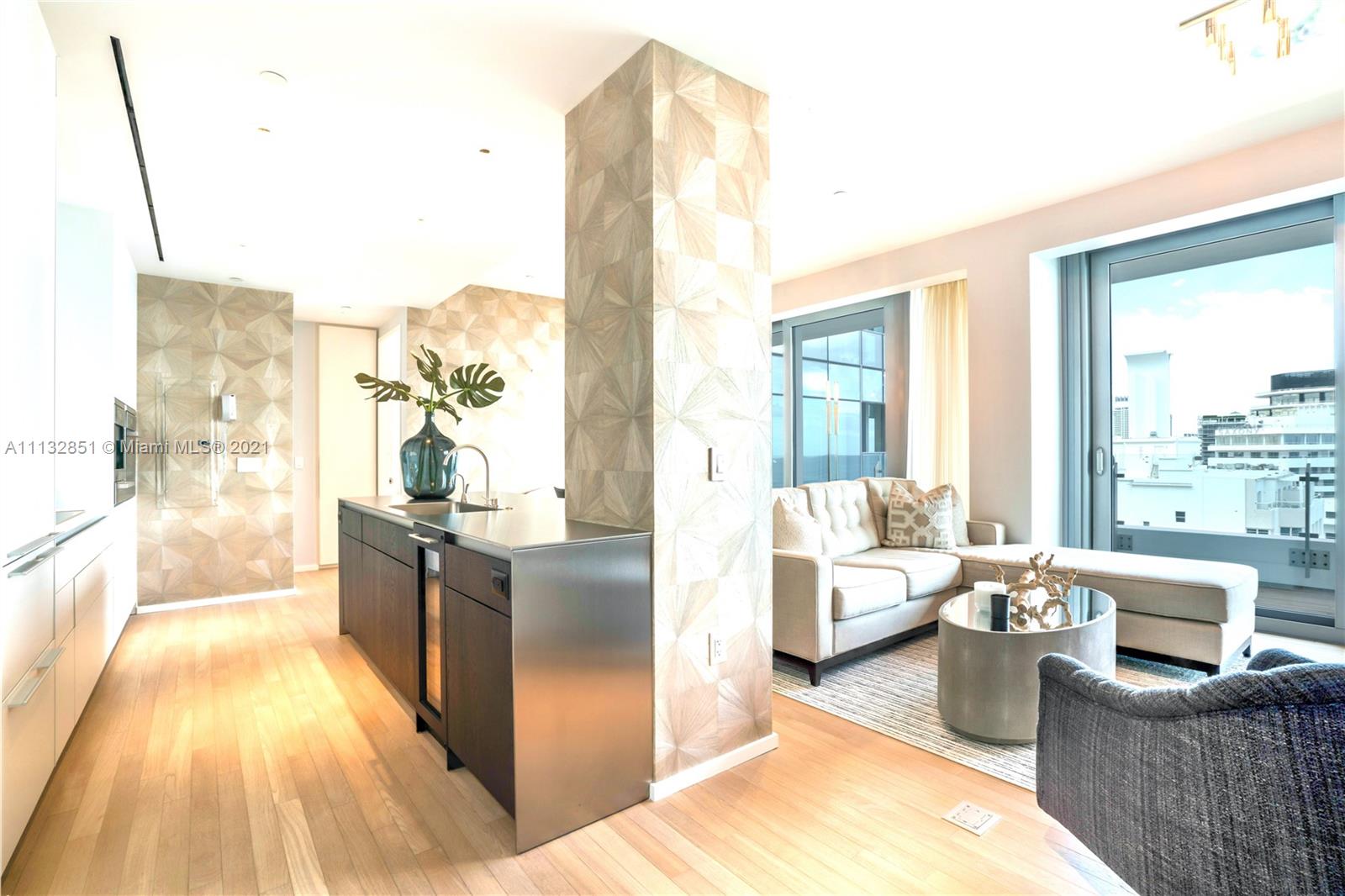 2901 COLLINS CONDO - Residential