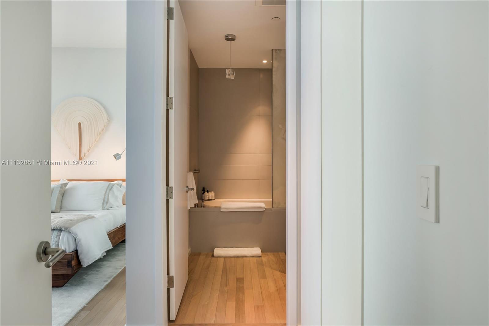 2901 COLLINS CONDO - Residential