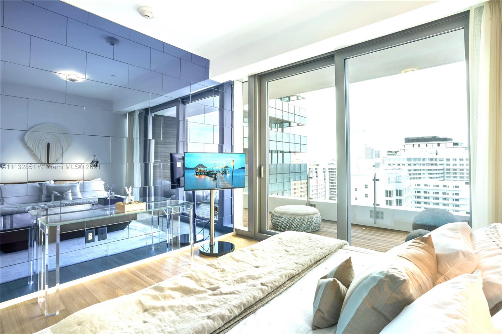 2901 COLLINS CONDO - Residential