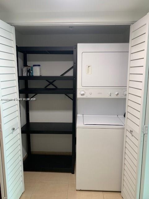 BRICKELL ON THE RIVER N T - Residential