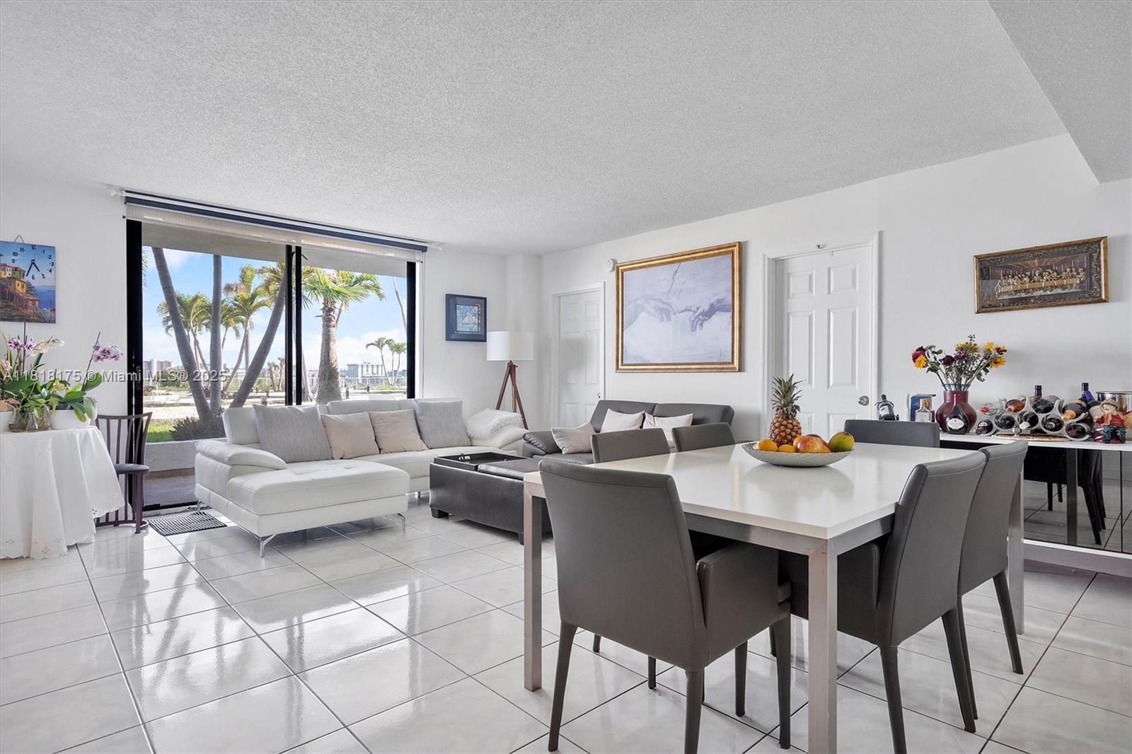 SAILBOAT CAY CONDO - Residential
