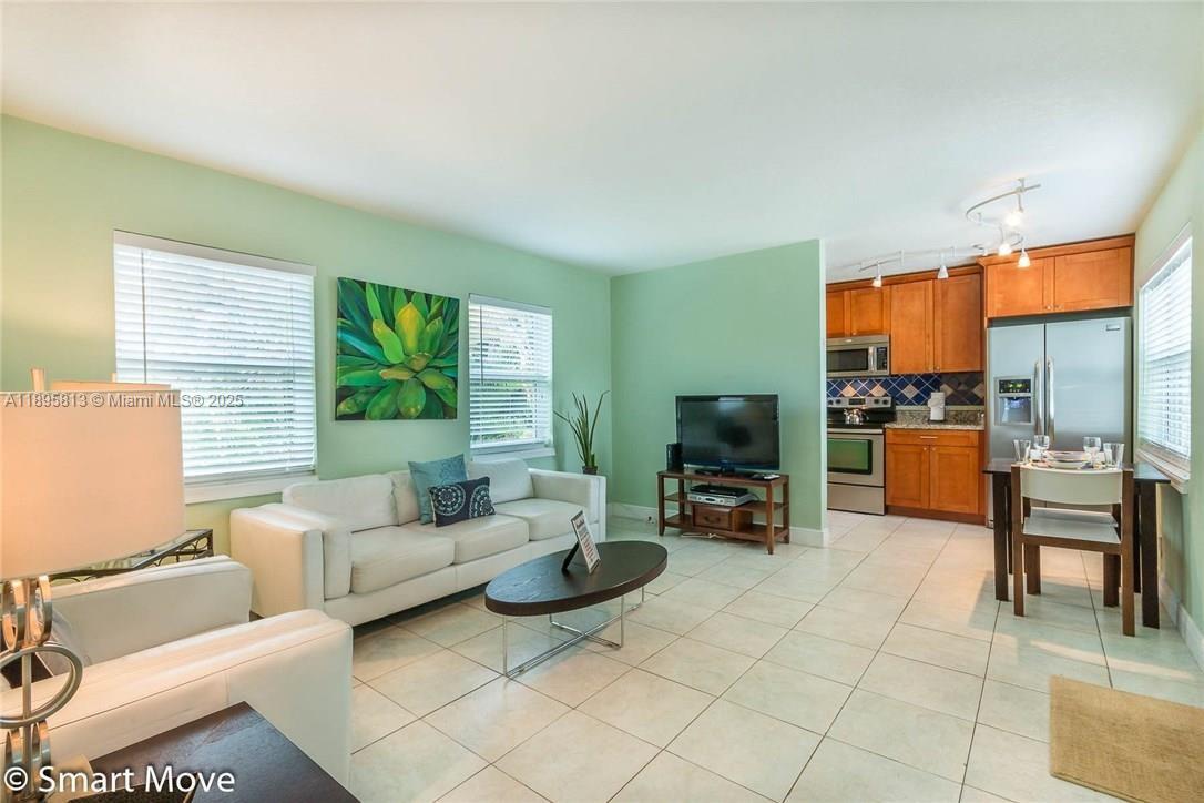 VICTORIA PARK BREEZES CON - Residential Lease