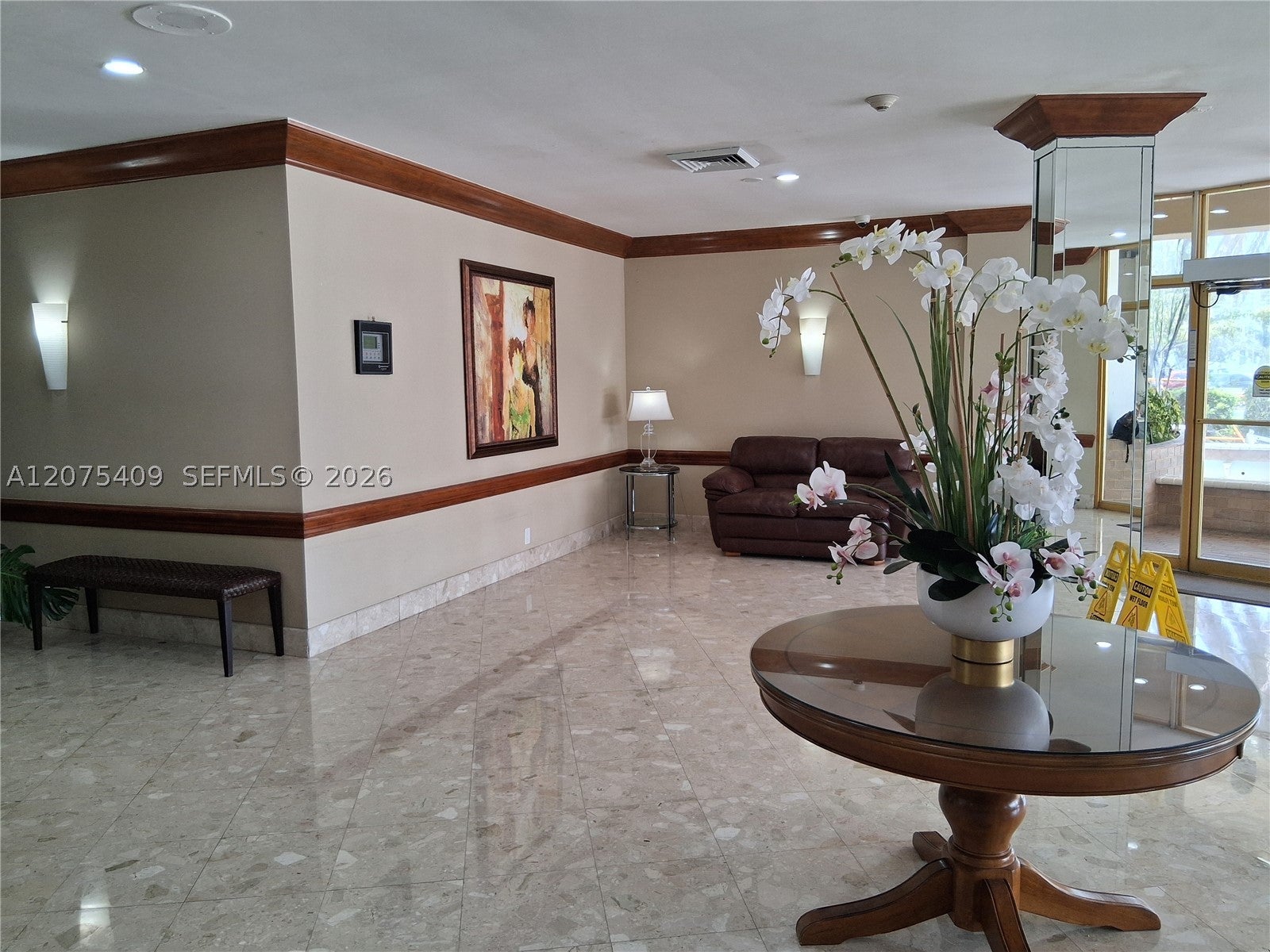 100 Golden Isles Dr 206