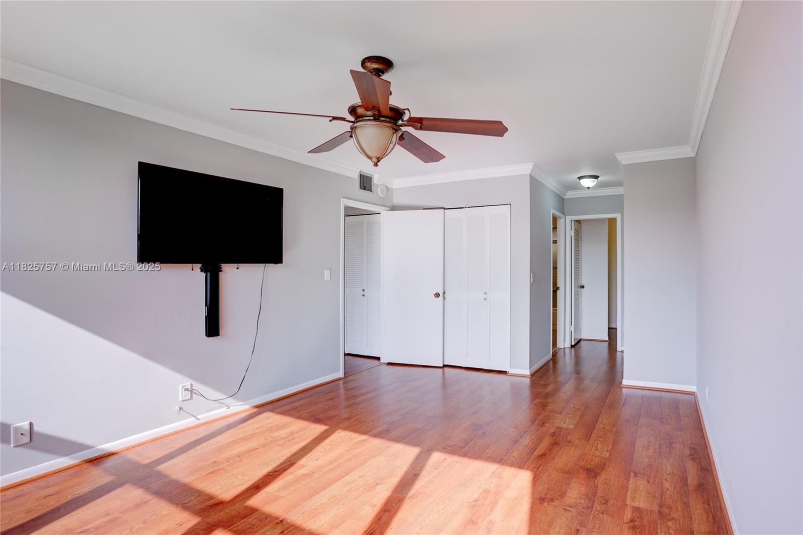 OLYMPUS CONDO PHASE - Residential