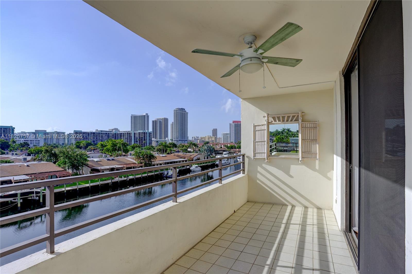 OLYMPUS CONDO PHASE - Residential