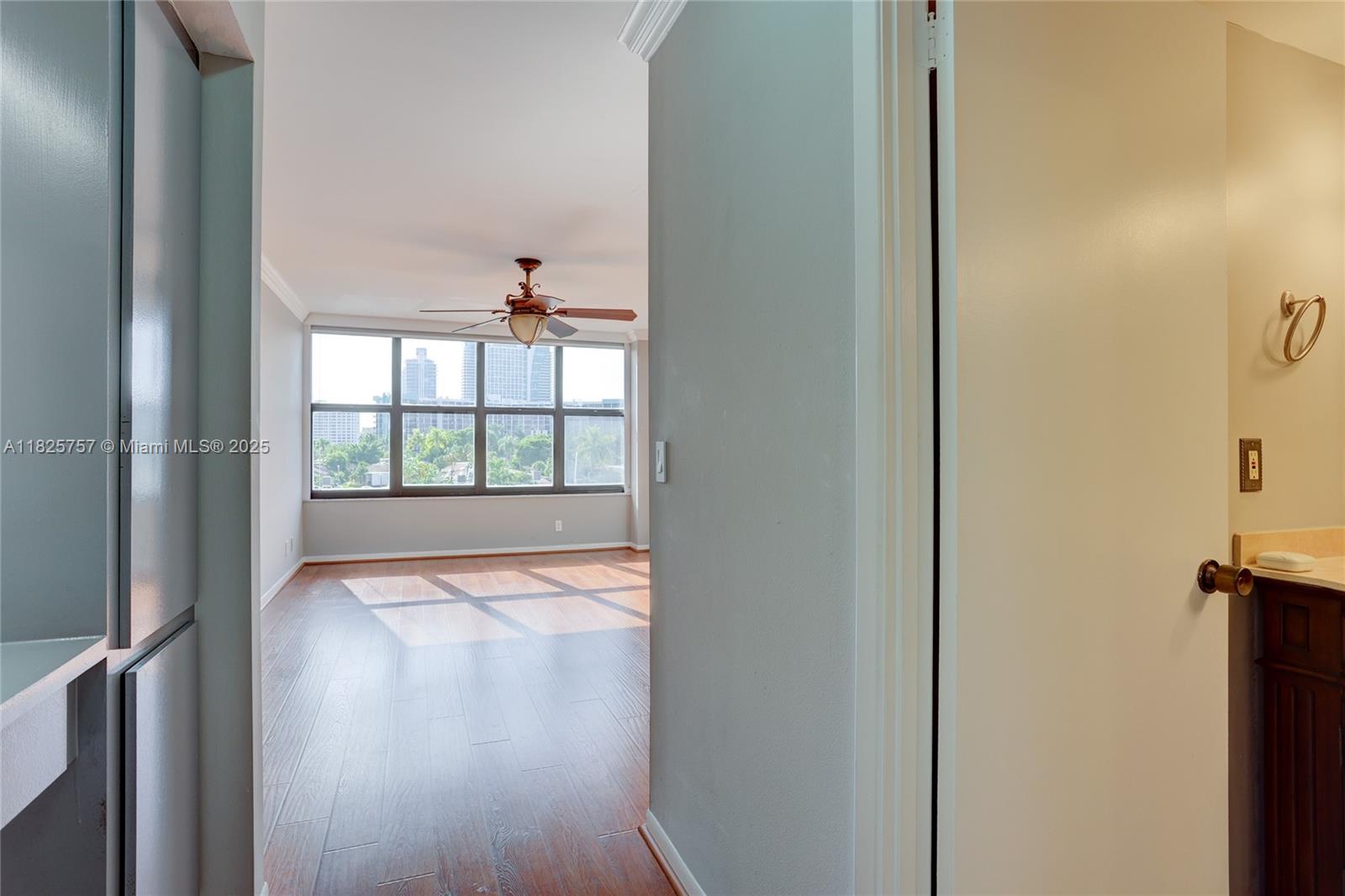 OLYMPUS CONDO PHASE - Residential