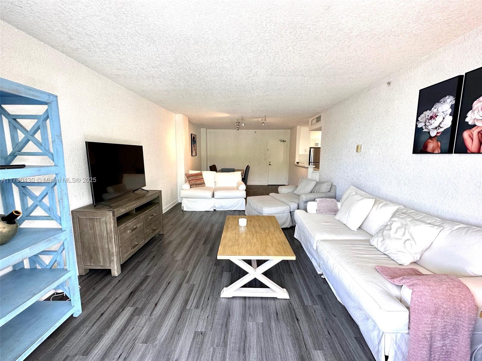 FLAMINGO SOUTH BEACH I CO - Residential Lease